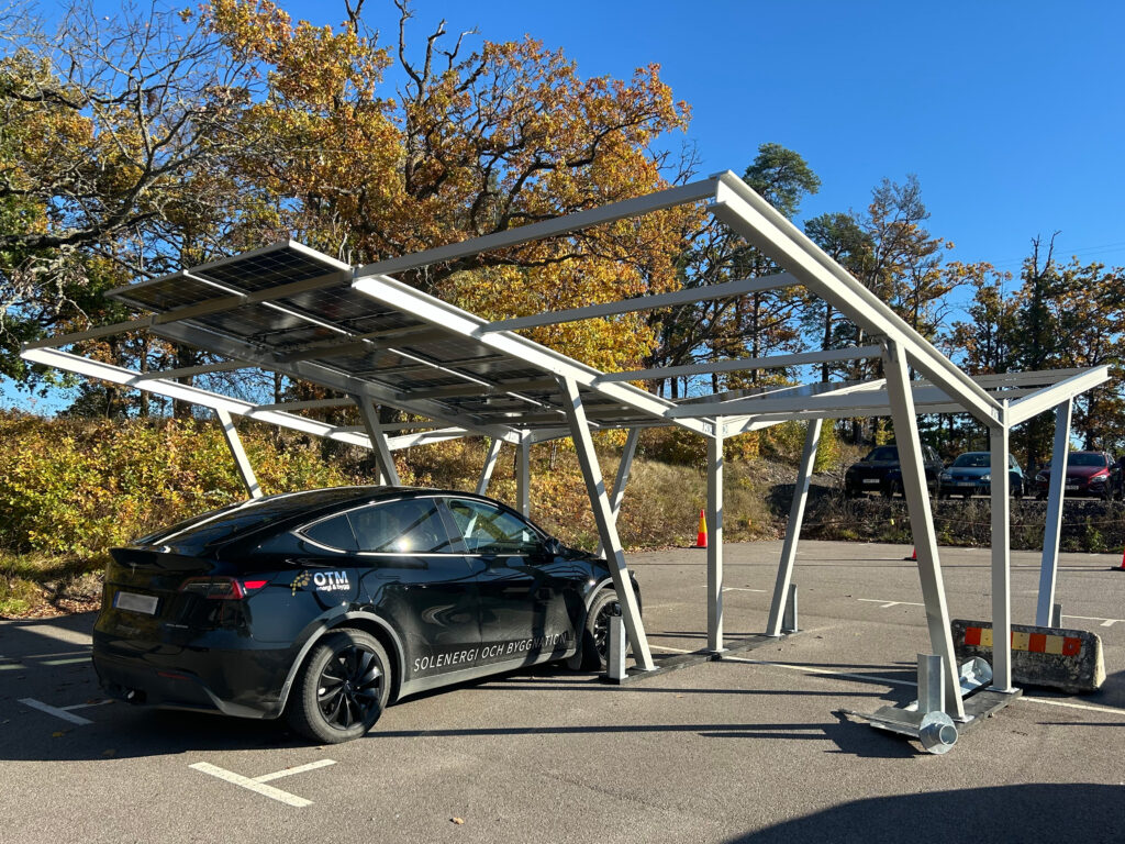 Solceller på parkering