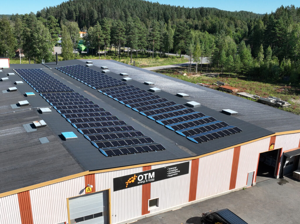 Solceller på industritak