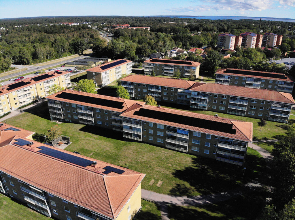 Solcellsanläggning på bostadsrättsförening